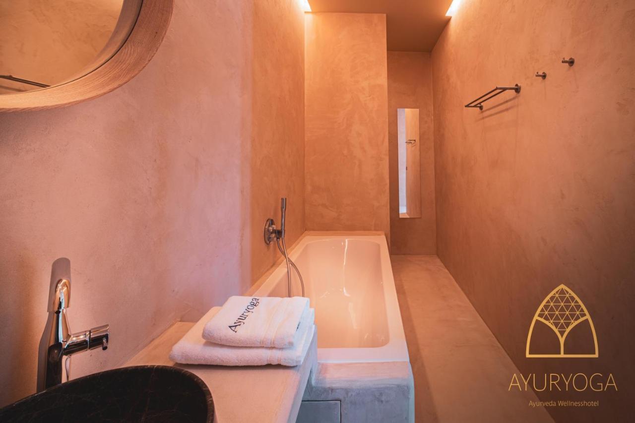 Ayuryoga Wellnesshotel Petegem Екстериор снимка